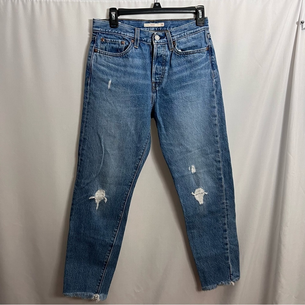 Vintage Levis Womens Button Fly Wedgie Straight jeans SIze 28 Blue Denim Big E